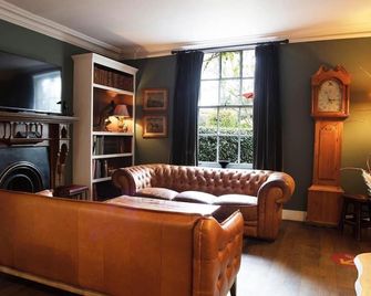 The Kings Head - Holt - Huiskamer