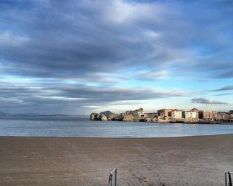 Apartment With Pool 2 Terraces Views And Wifi - Castro-Urdiales - Beach