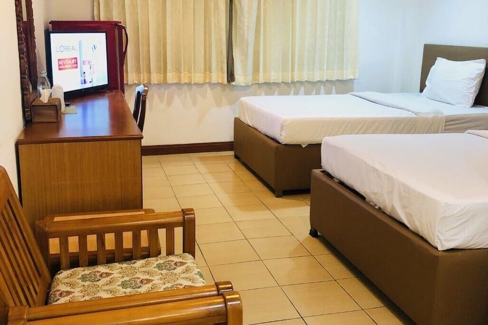 آت بانكوك هوتل