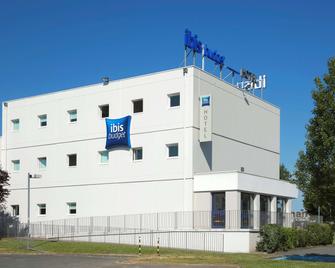 ibis budget Poitiers Sud - Poitiers - Building
