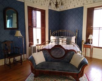 Proctor Mansion Inn - Wrentham - Bedroom