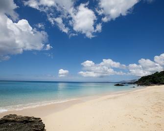 Onnason Resort Riora - Onna - Beach