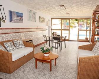 Bon Aire Apartamentos - Peguera - Wohnzimmer