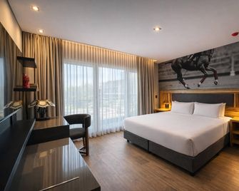 Radisson Red Funes - Funes - Slaapkamer