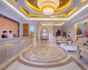 Vienna Classic Tianhe Zhongshan Avenue Tangxia - Guangzhou - Front desk