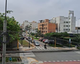 Hotel Las Artes Inn - Lima - Outdoors view