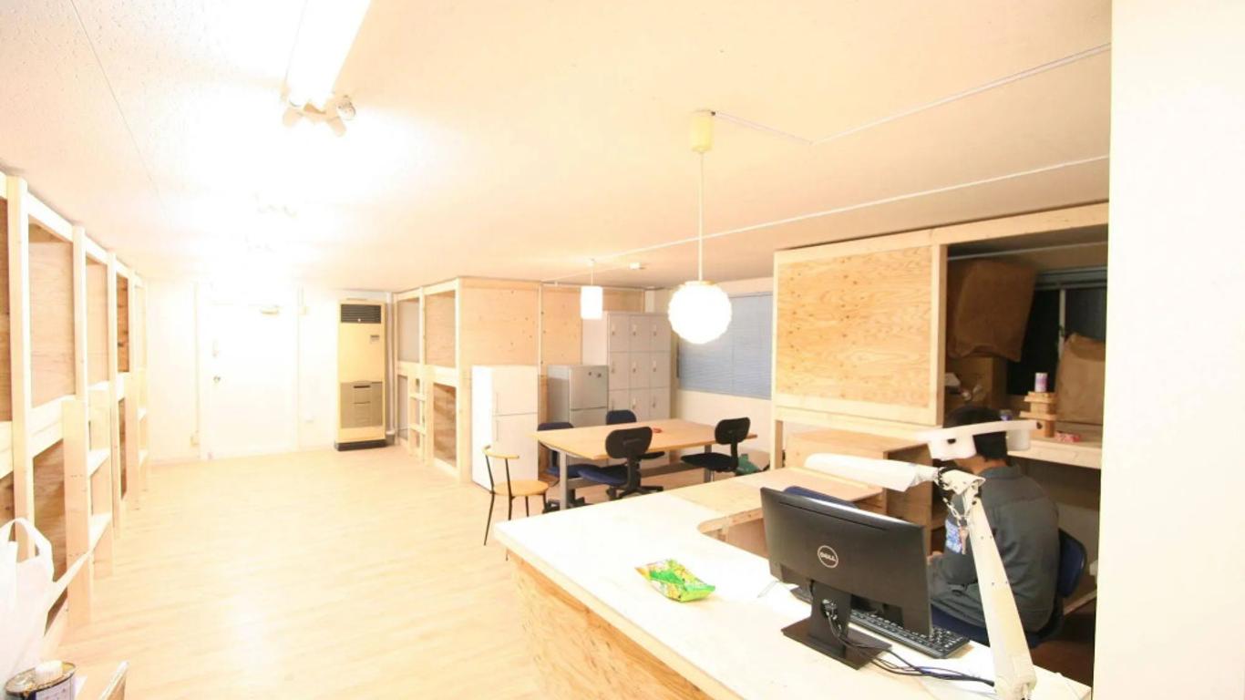 Edo Tokyo Hostel