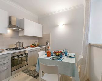 Little Mermaid of Stresa, Stresa, Italy - Stresa - Cuisine