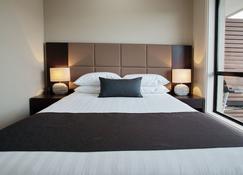 Renmark Holiday Apartments - Renmark - Bedroom