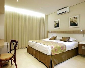 Lirio D'Agua Hotel - אולימפיה - חדר שינה