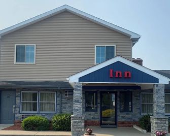 Quiet Corner Inn - Brooklyn - Edificio