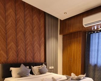 Hotel Kiara Eshosans Palace - Shirdi
