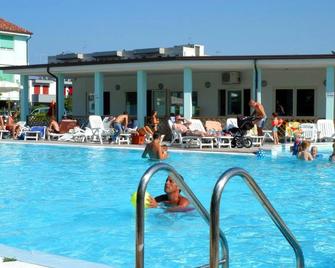 Residence Long Beach Village - Lido Adriano
