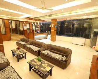 Hotel Sai Grand Castle Inn - Shirdi - Lobby