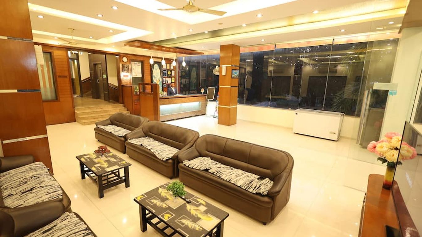 هوتل ساري جراند كاسل إن