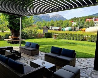 Hotel Pörnbacher - Valdaora - Патіо