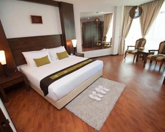 Samsuria Beach Resort & Residence - Balok - Bedroom