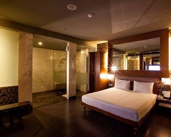 Hotel 108 Jakarta - Jakarta - Bedroom