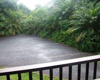 Atherton Blue Gum - Atherton - Outdoor view