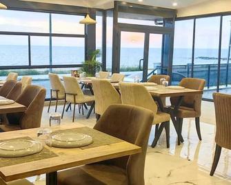 istanbul Airport Kumsal Otel - Karaburun - Restaurante
