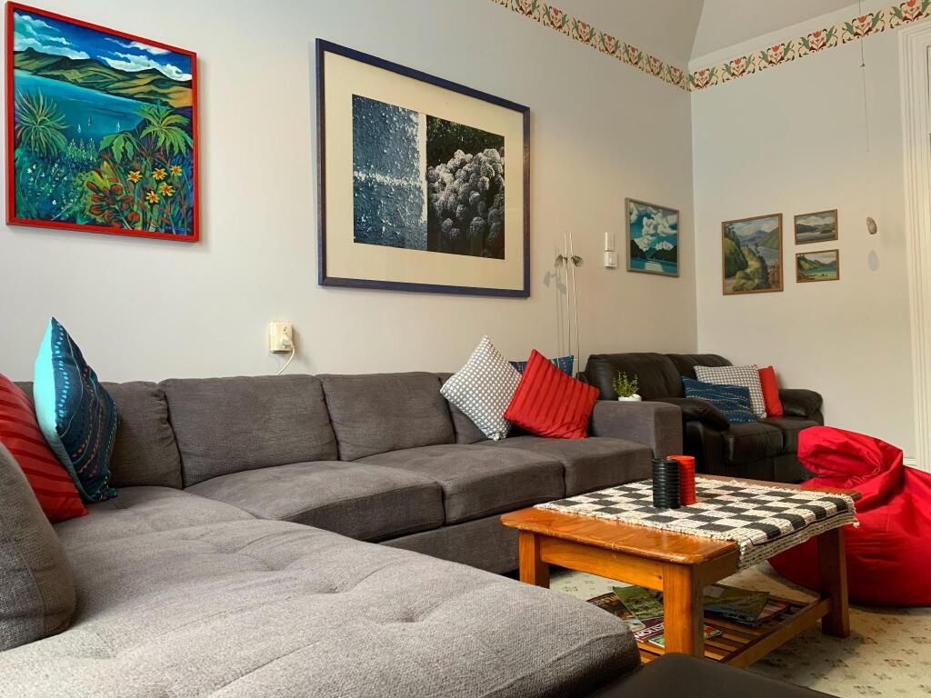 The Villa - פיקטון - סלון