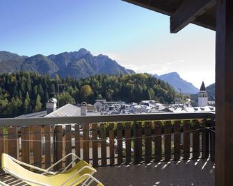 Hotel Giardino - Pieve di Cadore - Balcón