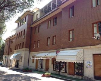 Hotel Santa Lucia - Guardia Piemontese - Gebouw