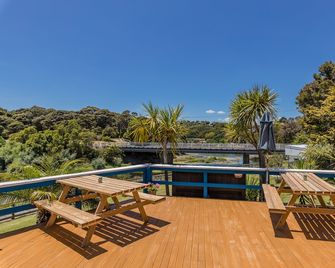 Riverside Lodge Paihia - Paihia - Balkon