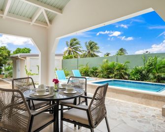 Bubali Bliss Studios - Oranjestad - Bể bơi