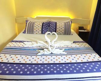 Joaquinn's Bed and Breakfast - El Nido - Phòng ngủ
