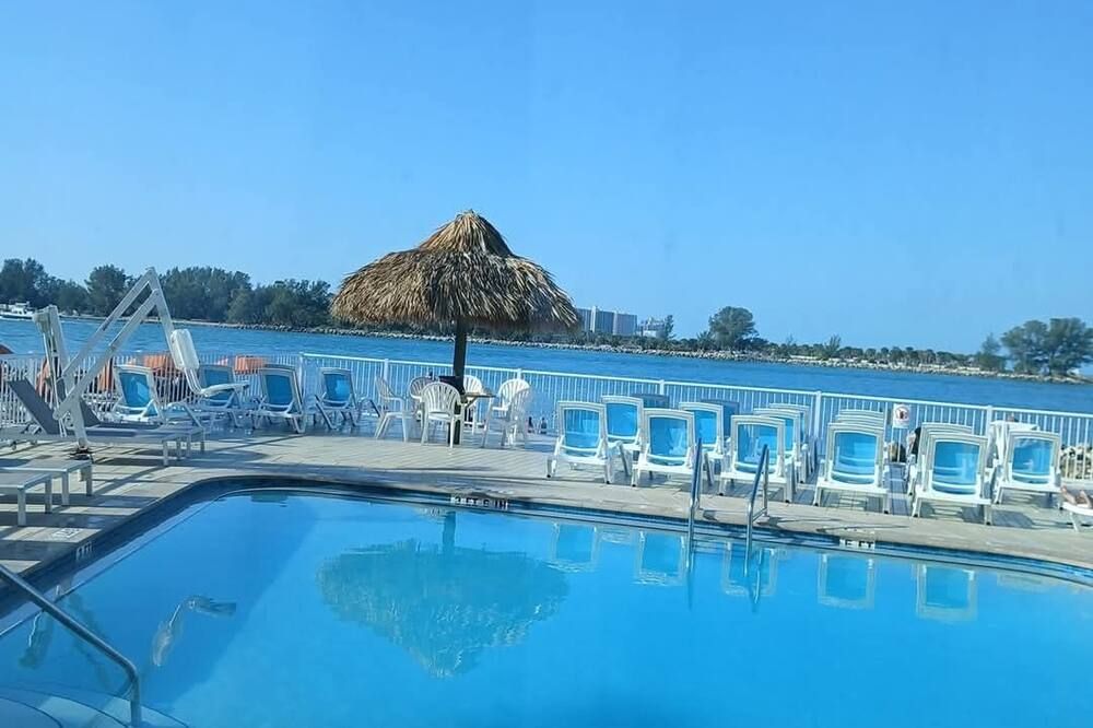 جالف فيو هوتل أون ذا بيتش - Clearwater Beach - حوض السباحة