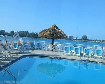 Gulfview Hotel - On the Beach - Clearwater Beach - Piscina