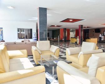 Hotel Beijing Caucasia - Caucasia - Lobby