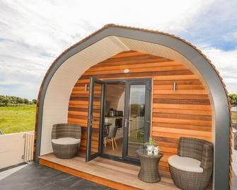 Caban Cariad - Holyhead - Innenhof