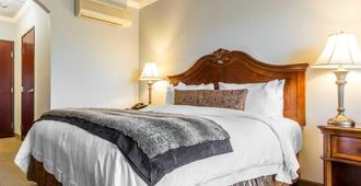 Villa Montes Hotel - San Bruno - Bedroom