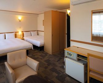 Toyoko Inn Kagoshima chuo eki Nishi guchi - Kagoshima