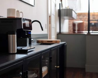 Blueprint Suite at Spofford Lodge - Bucksport - Cocina