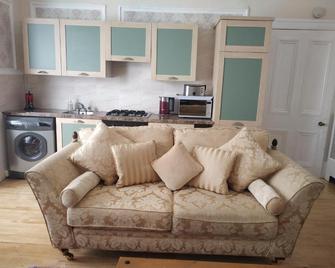 Busby Apartments - Glasgow