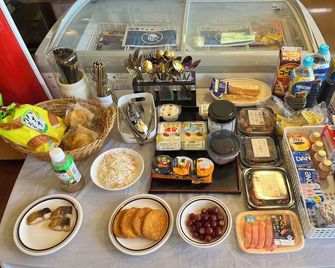Peace Inn Masuda-Ekikita - Masuda - Buffet