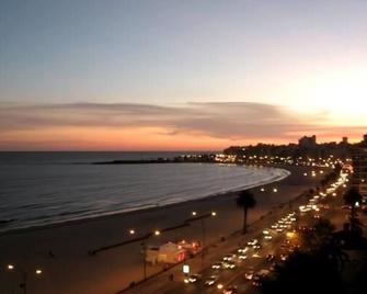 Beautiful apartment with the best view of the bay - Montevideo