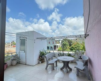 Nha Nghi Sinh Doi - Vung Tau - Balkon