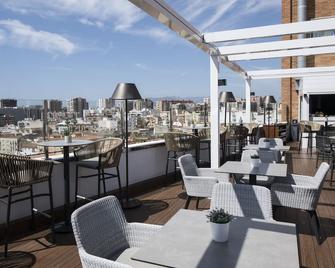 Salles Hotel Malaga Centro - Málaga - Balcony