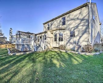 Spacious Delaware Abode w/ Private Backyard! - Delaware - Building