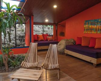 El Sol Monteverde - Monteverde - Wohnzimmer