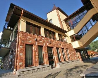 Hotel Muszyna - Muszyna - Gebäude