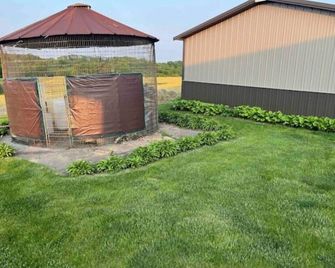 Country cabin life - Bellevue - Vista del exterior