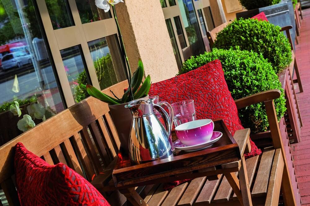Hotel Wegner - T h e culinary art hotel - האנובר - פטיו