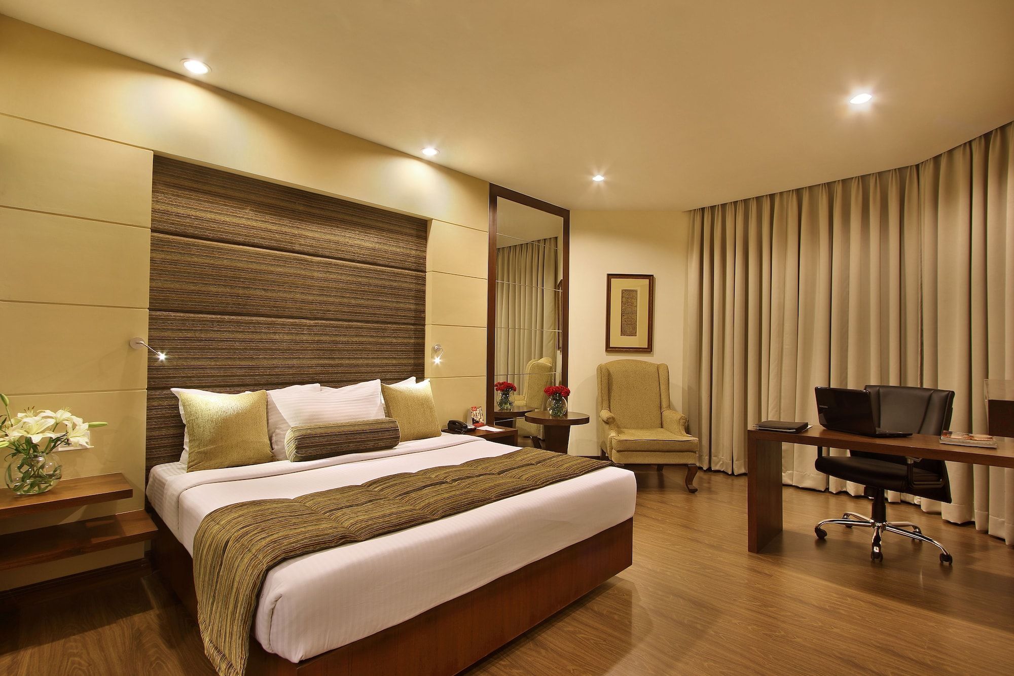 Hotel Express Residency Vadodara - ואדודרה - חדר שינה