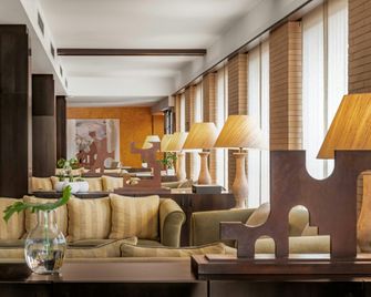 AC Hotels by Marriott Ciudad de Tudela - Tudela - Лаунж