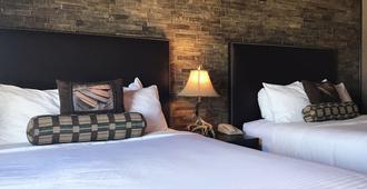 Copper River Inn - Fort Frances - Bedroom